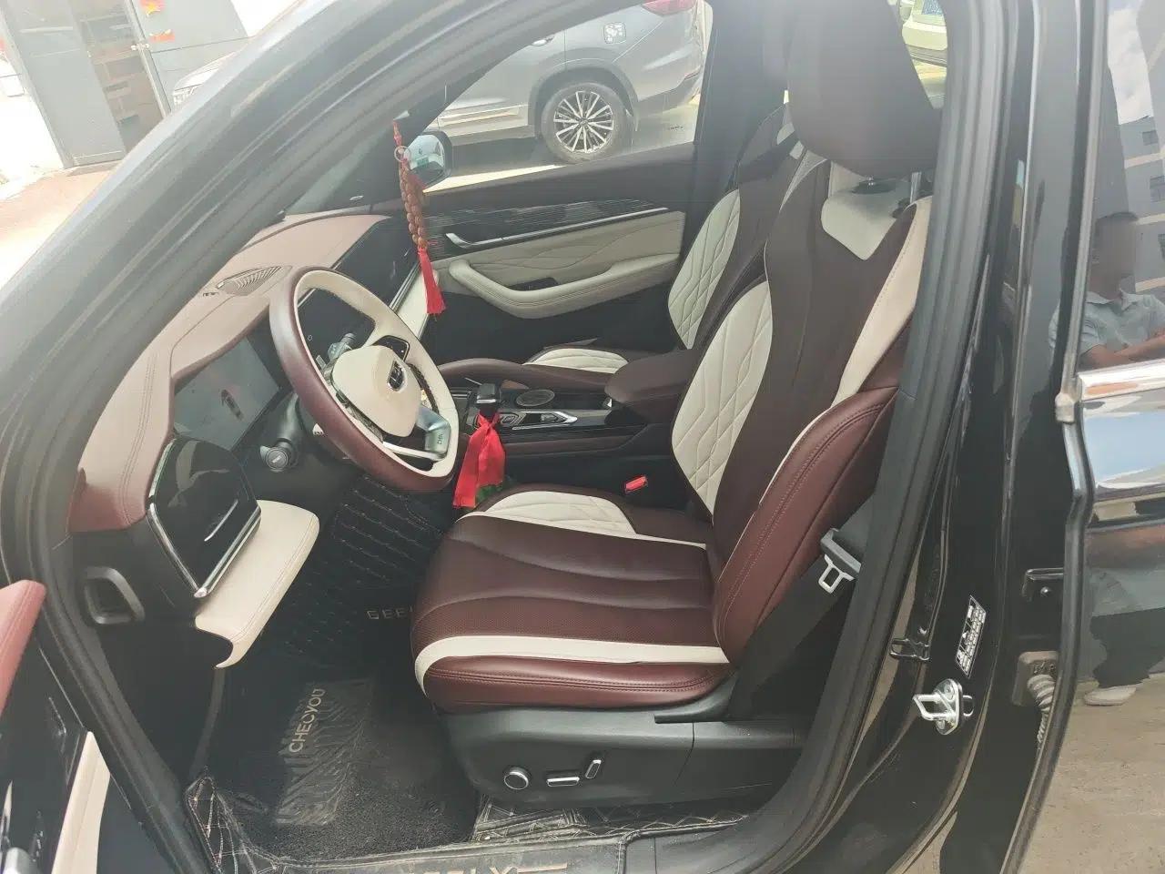 Geely Auto Monjaro L 2021 2.0TD DCT EVO Two-Wheel Drive Smart Luxury Version — миниатюра 15