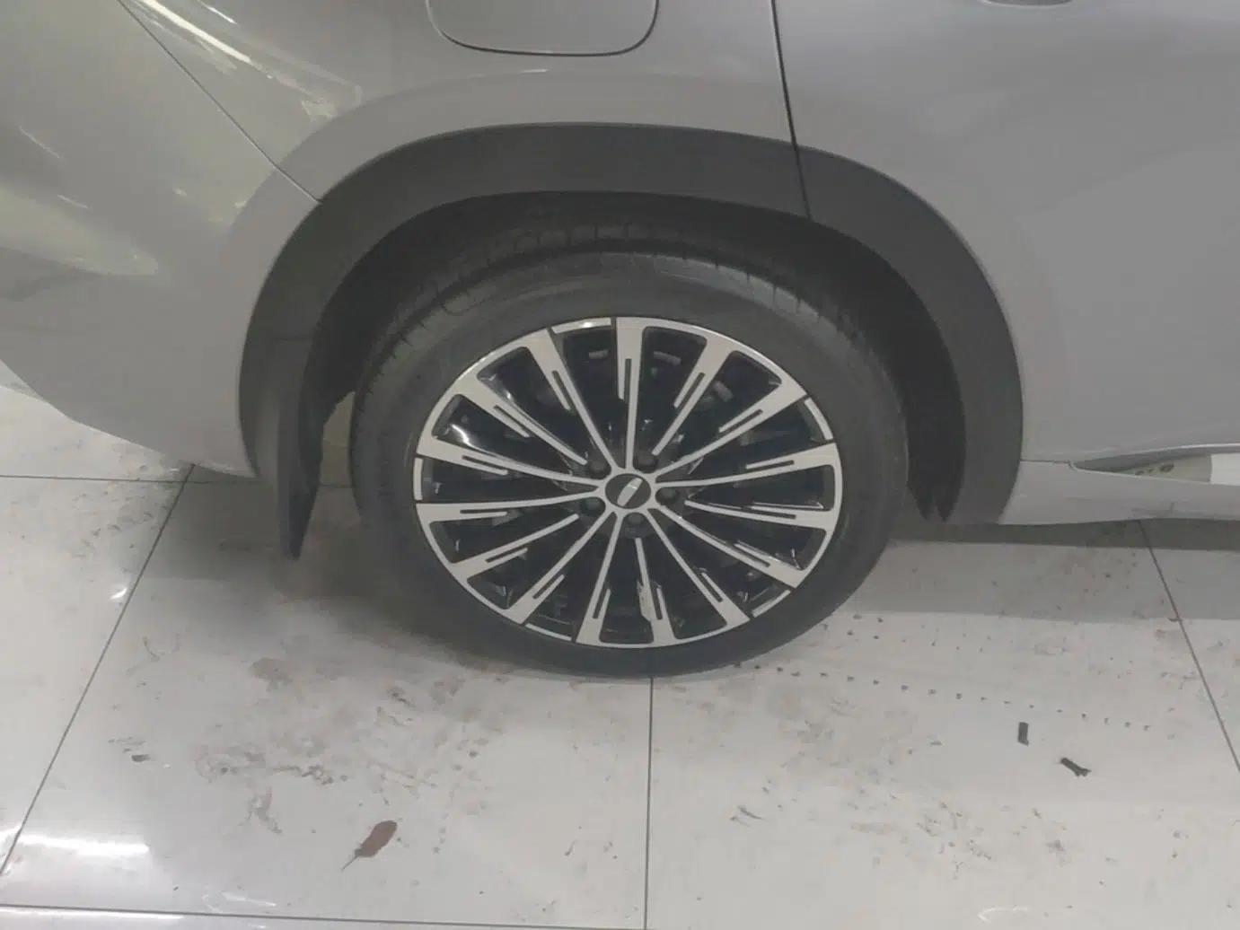 Geely Auto Monjaro L 2025 Dongfang Yao 2.0TD Automatic Lanxing Edition — миниатюра 11