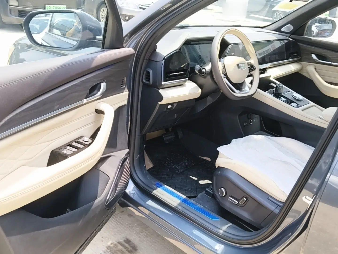 Geely Auto Monjaro L 2025 Dongfang Yao 2.0TD Automatic Jinzhao Edition — миниатюра 18