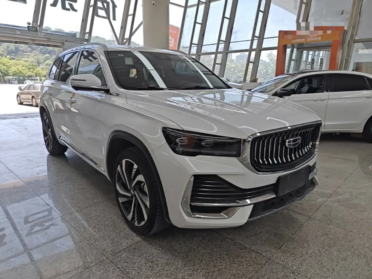 Geely Auto Monjaro L 2021 2.0TD DCT EVO Two-Wheel Drive Smart Luxury Version — миниатюра 3
