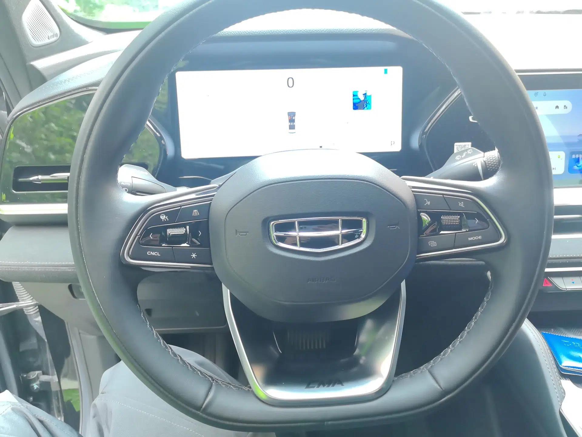 Geely Auto Monjaro L 2024 2.0TD High-Power Automatic Two-Wheel Drive Skyline Edition — миниатюра 10