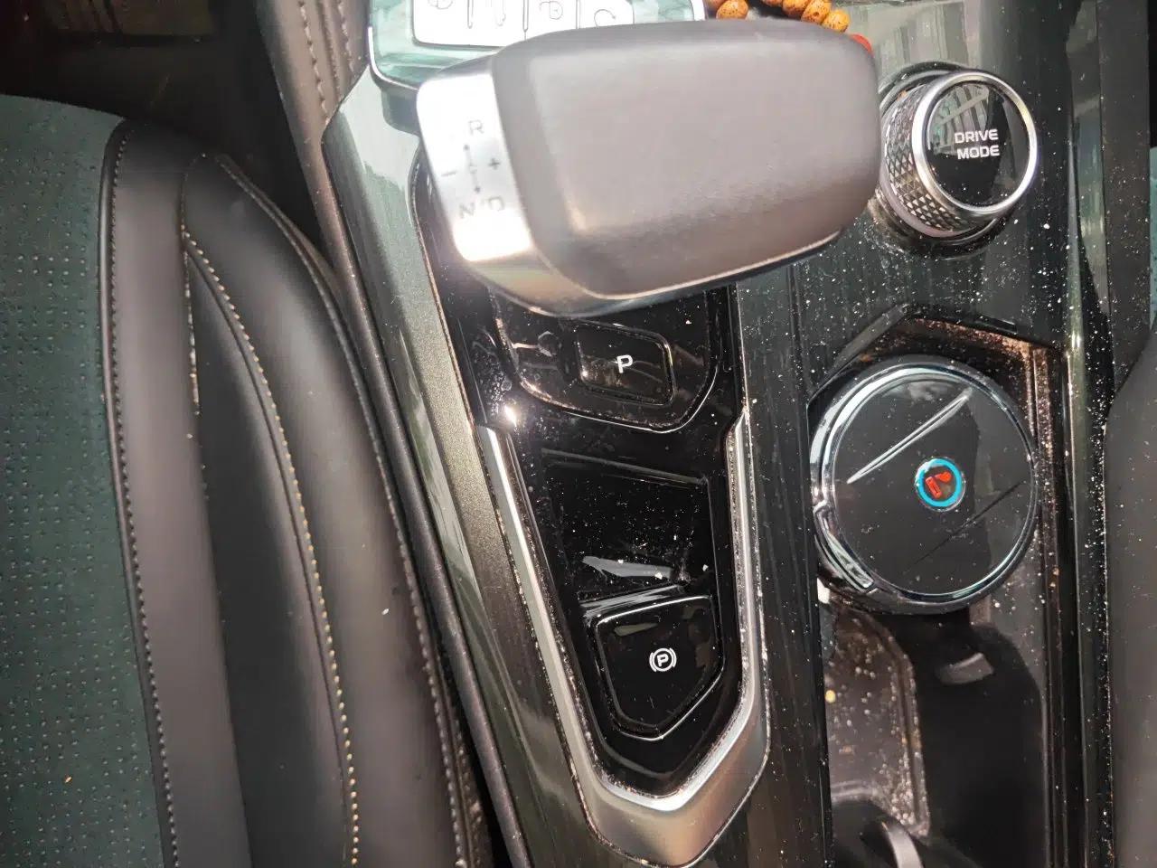 Geely Auto Monjaro L 2021 2.0TD High-Power Automatic All-Wheel-Drive Flagship Version — миниатюра 14