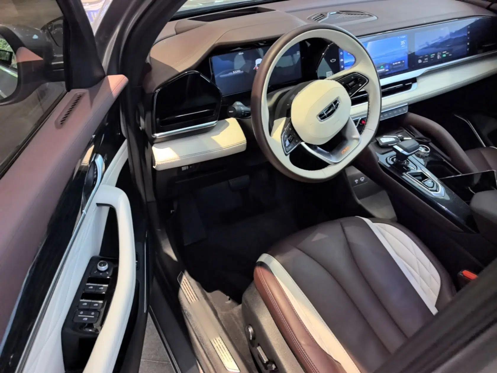 Geely Auto Monjaro L 2021 2.0TD DCT EVO Two-Wheel-Drive Flagship Version — миниатюра 18