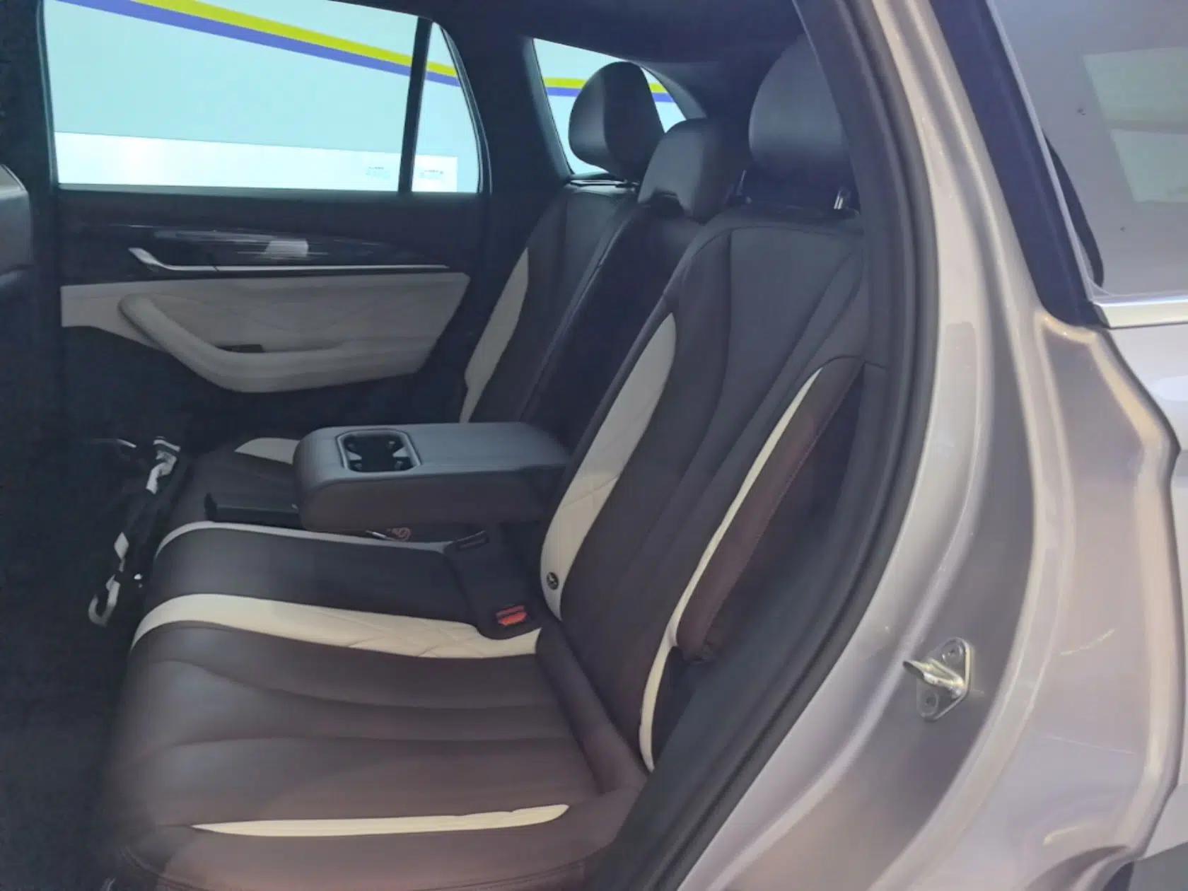 Geely Auto Monjaro L 2021 2.0TD DCT EVO Two-Wheel-Drive Flagship Version — миниатюра 20