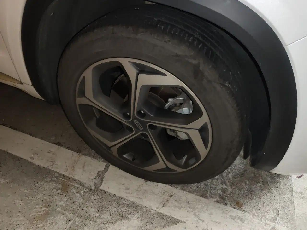 Geely Auto Monjaro L 2021 2.0TD DCT EVO Two-Wheel Drive Prestige Version — миниатюра 8