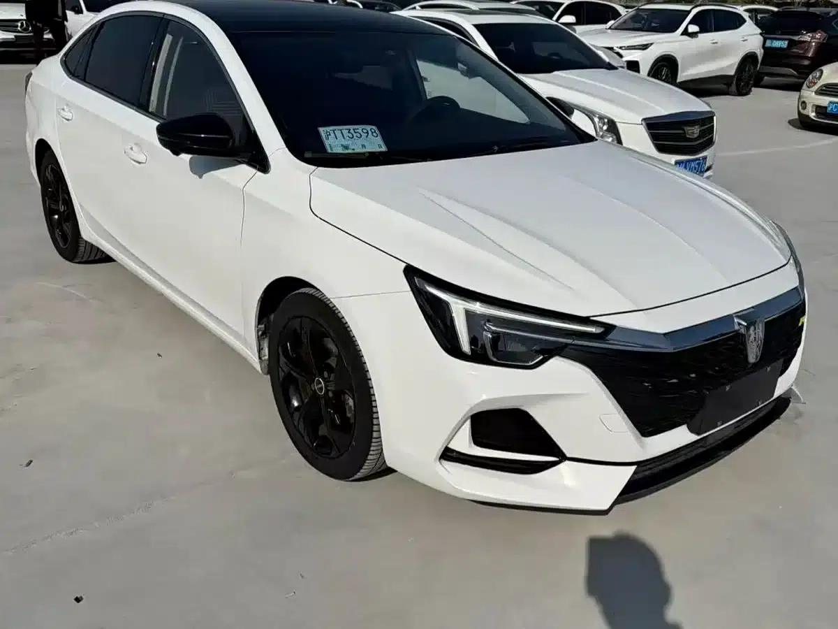 Roewe i6 MAX New Energy 2020 1.5T PHEV Cool Panoramic Sunroof Edition — миниатюра 3