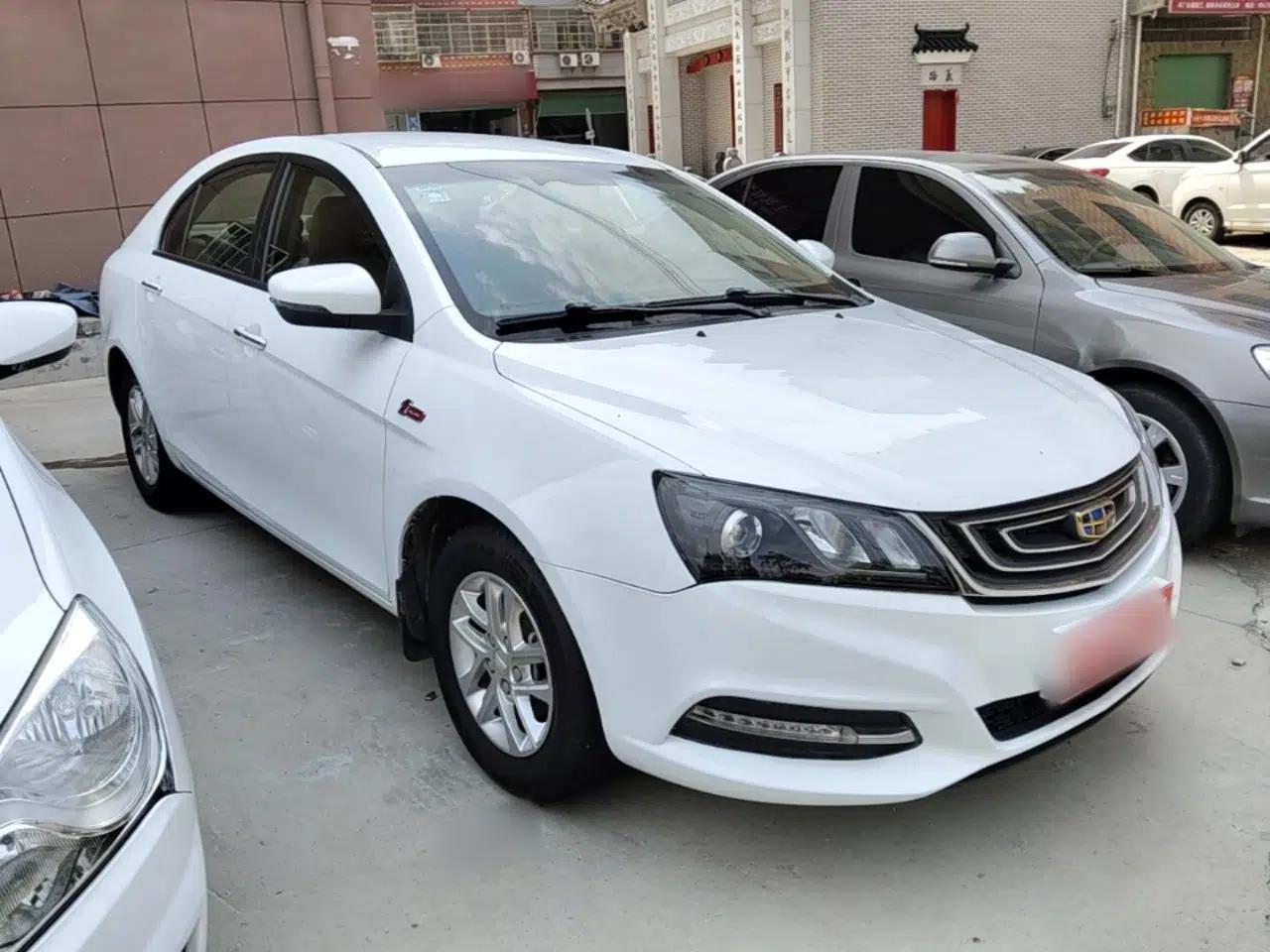 Geely Auto Emgrand 2017 Sedan Million Edition 1.5L Manual Luxury Model — миниатюра 3