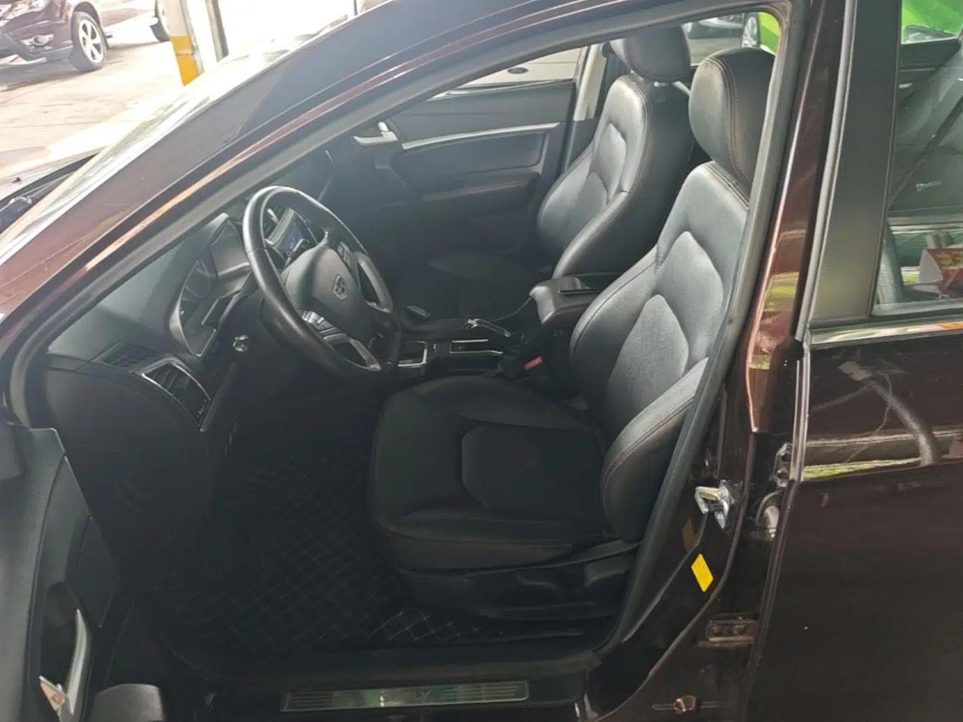 Geely Auto Emgrand 2015 Sedan 1.5L CVT Upward Version — миниатюра 17