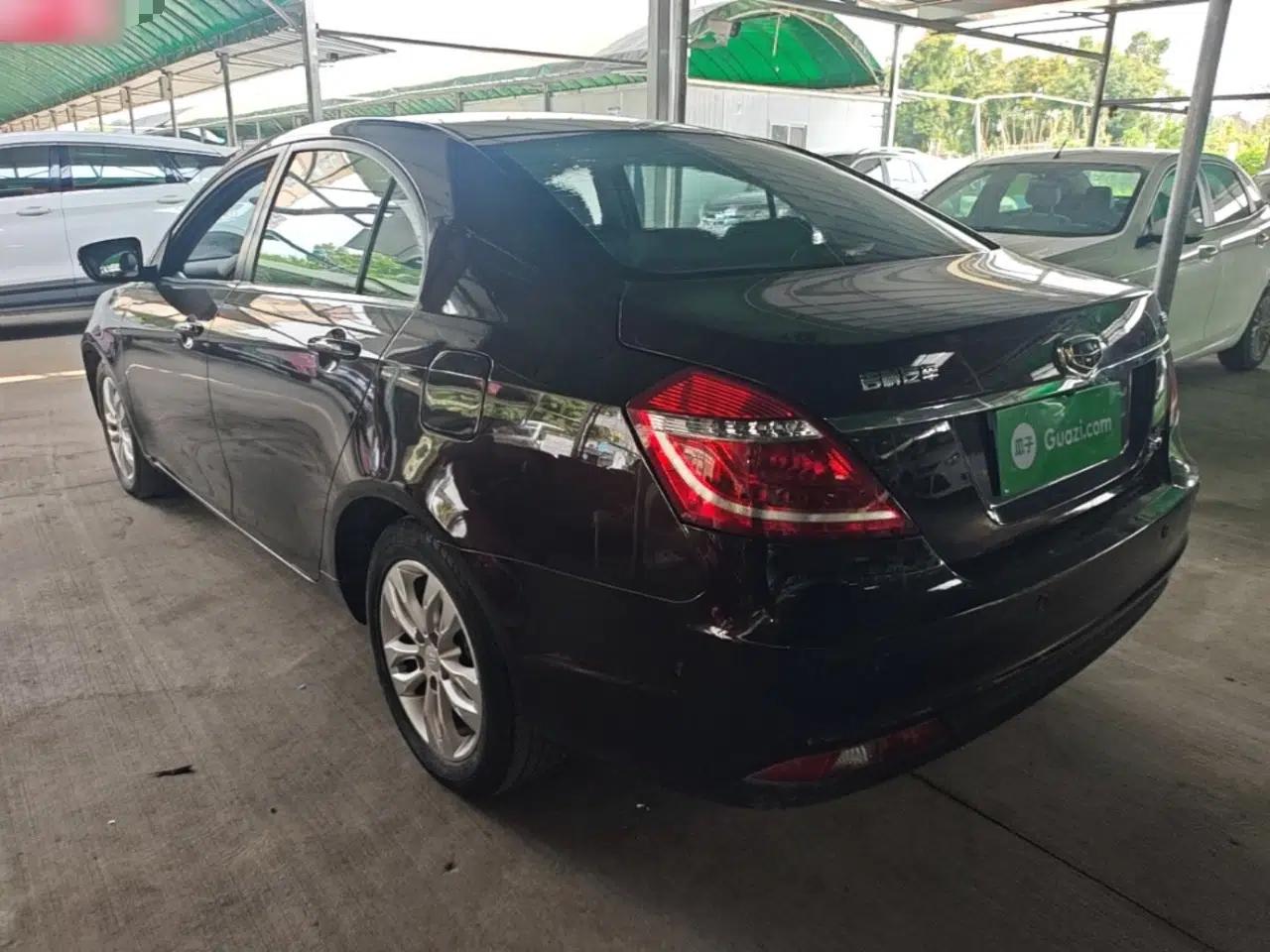 Geely Auto Emgrand 2015 Sedan 1.5L CVT Upward Version — миниатюра 4