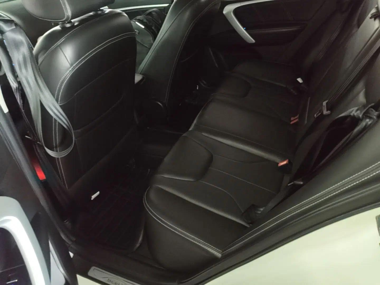 Geely Auto Emgrand 2016 Sedan 1.5L Manual Upward Edition — миниатюра 20