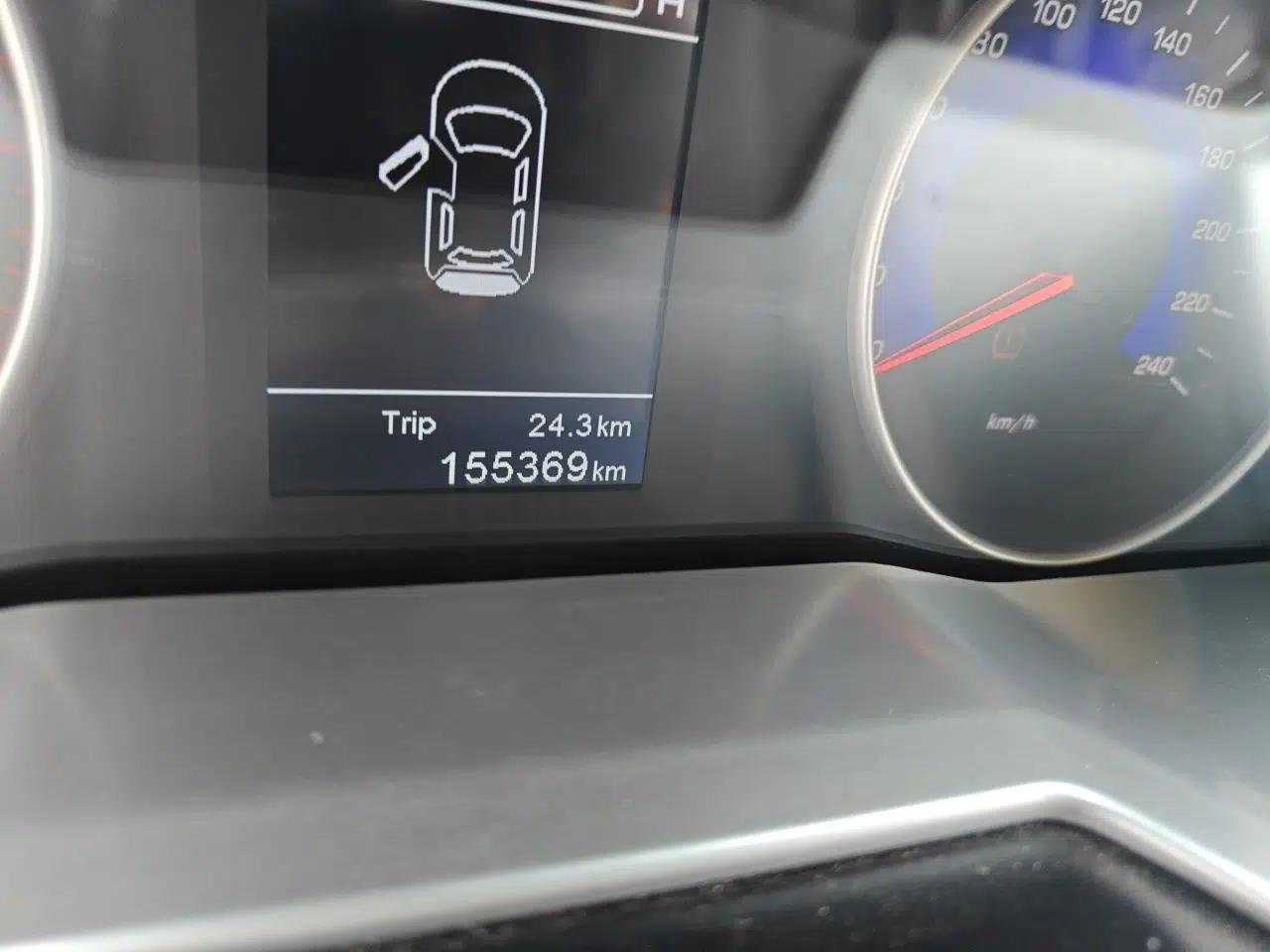 Geely Auto Emgrand 2016 Sedan 1.5L Manual Upward Edition — миниатюра 12