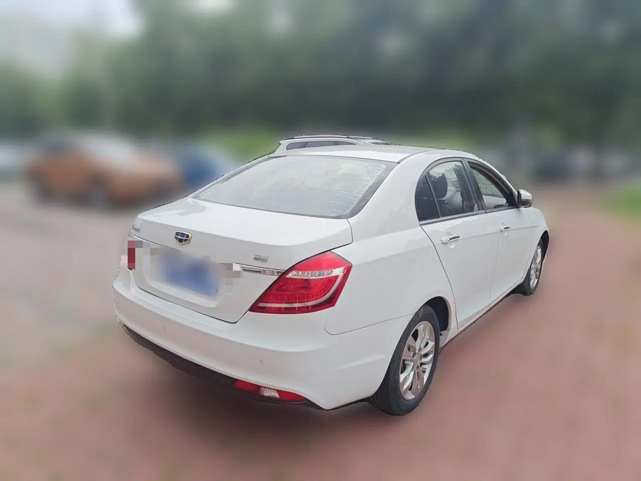 Geely Auto Emgrand 2016 Sedan 1.5L Manual Upward Edition — миниатюра 6