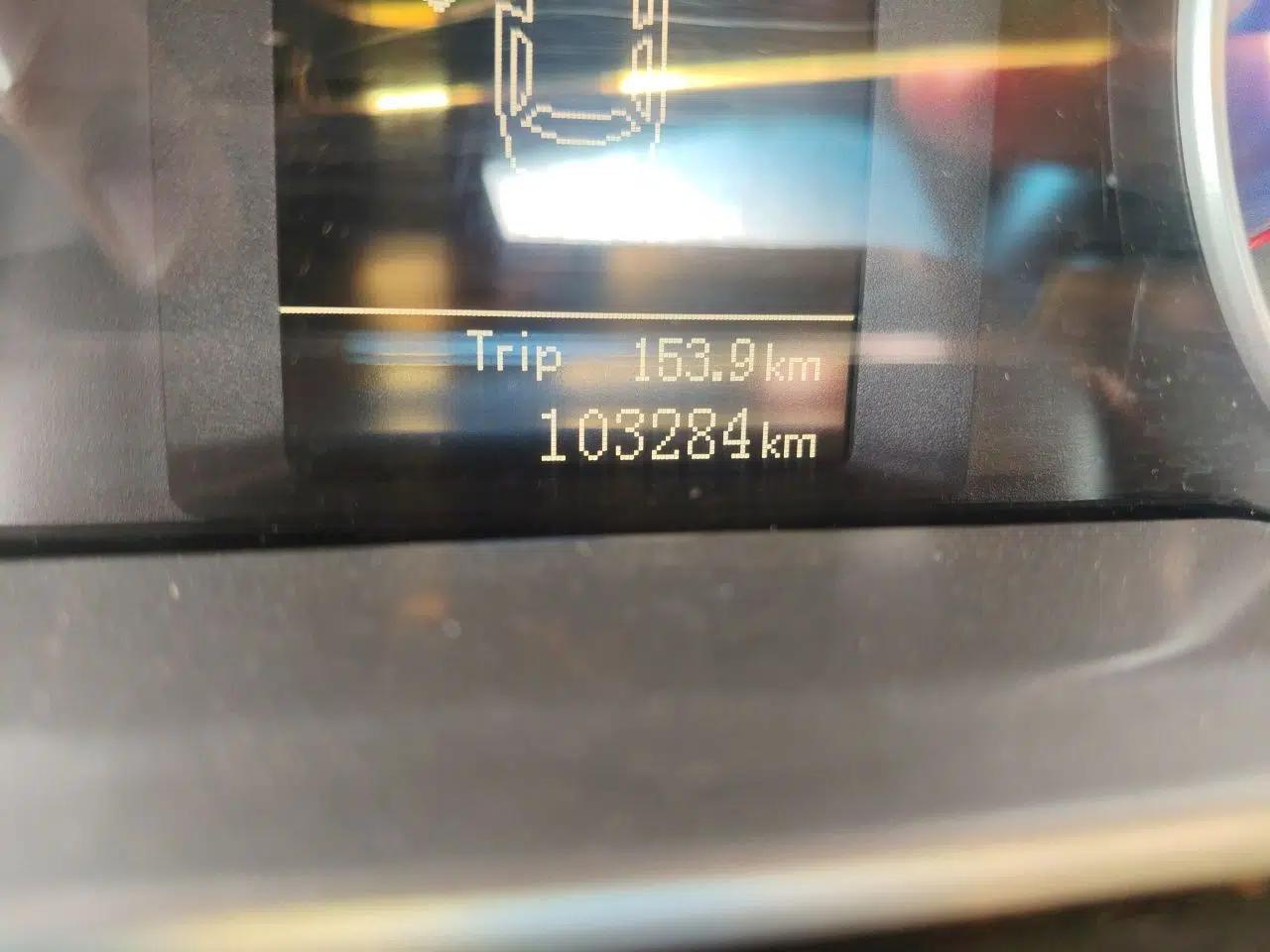 Geely Auto Emgrand 2014 Sedan 1.3T Manual Luxury Model — миниатюра 12