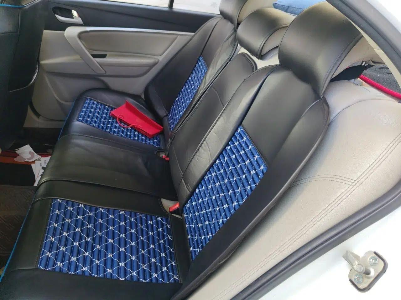 Geely Auto Emgrand 2014 Sedan 1.3T Manual Luxury Model — миниатюра 17