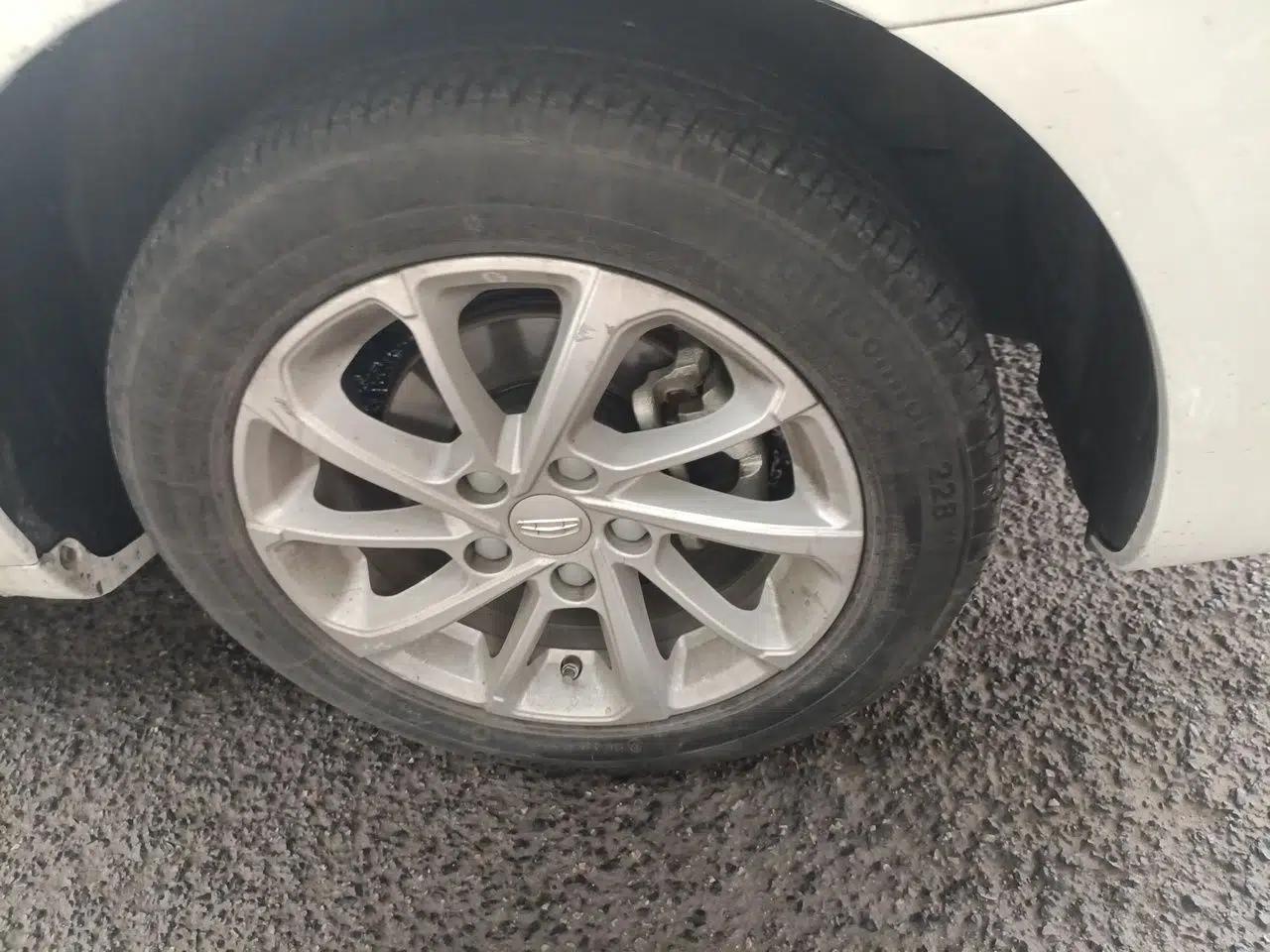 Geely Auto Emgrand 2021 UP 1.5L Manual Luxury Model — миниатюра 2