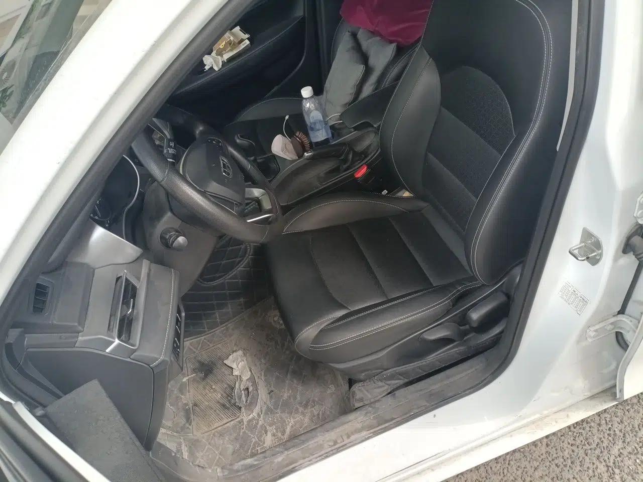 Geely Auto Emgrand 2021 UP 1.5L Manual Luxury Model — миниатюра 12