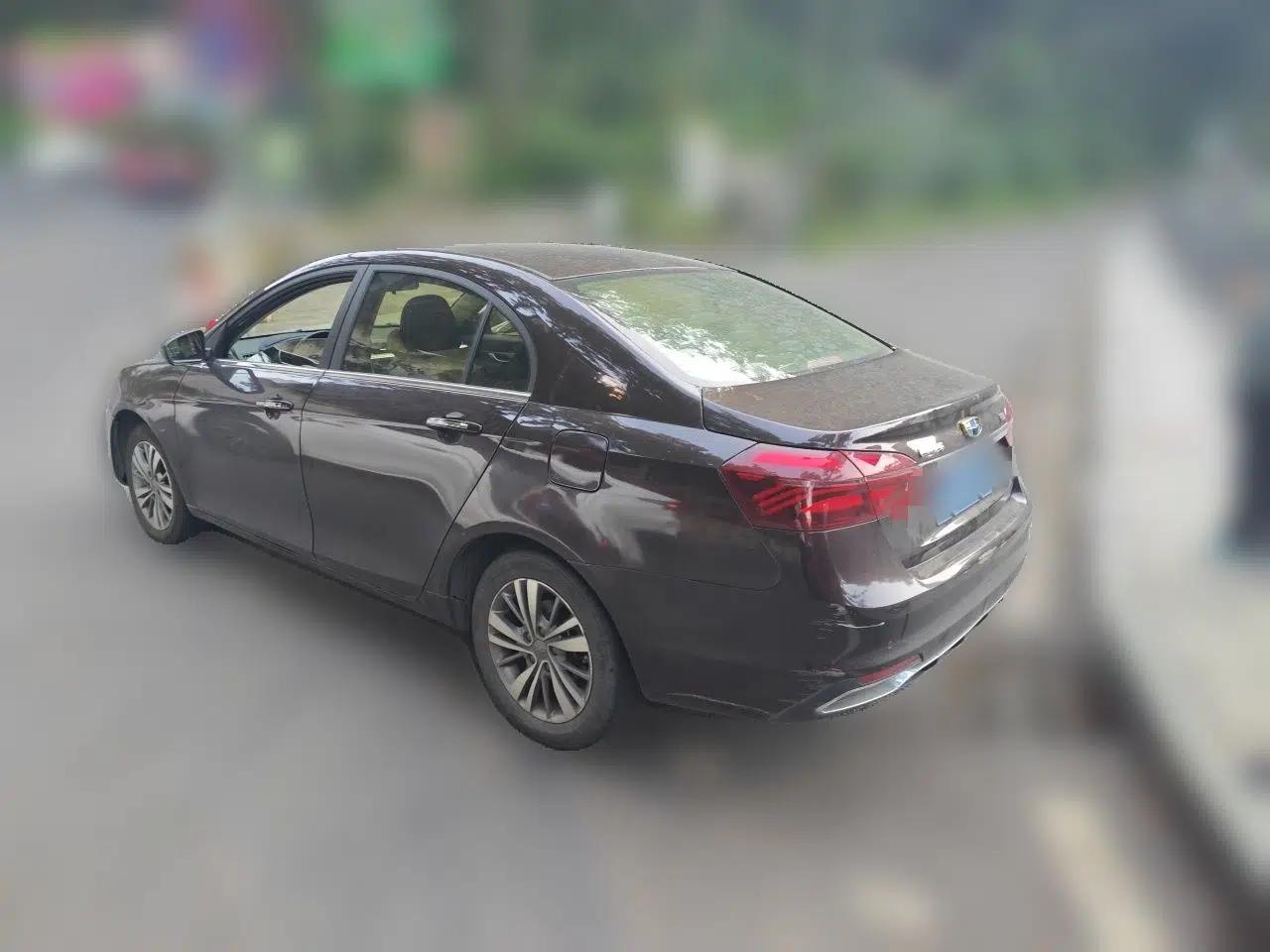 Geely Auto Emgrand 2018 1.5L CVT Upward Connect Edition — миниатюра 4