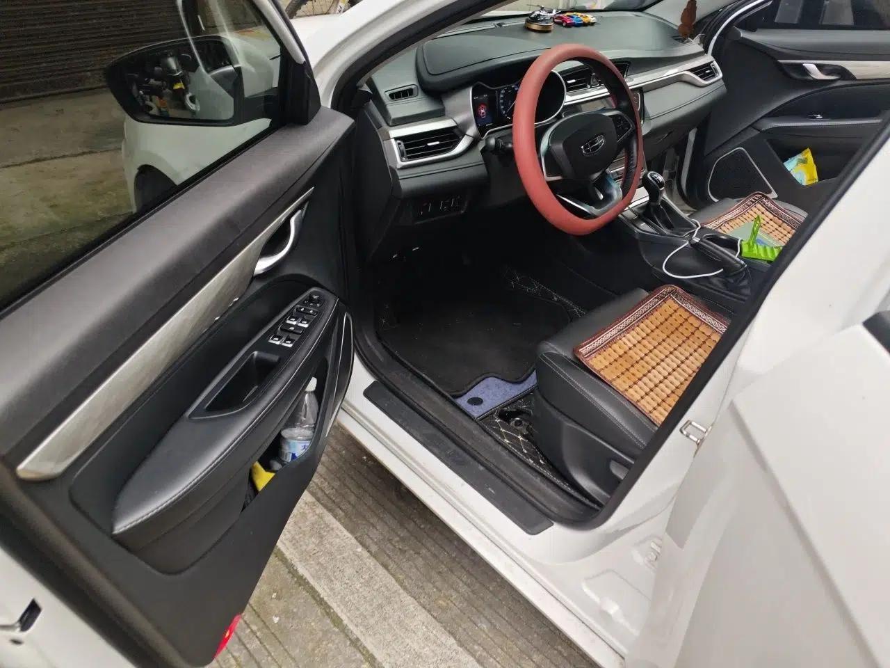 Geely Auto Emgrand 2019 Leading Edition 1.5L Manual Luxury Model China VI Standard — миниатюра 16