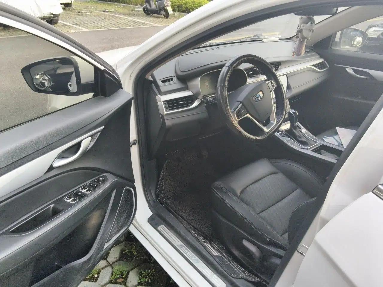 Geely Auto Emgrand 2018 1.5L CVT Upward Connect Edition — миниатюра 16