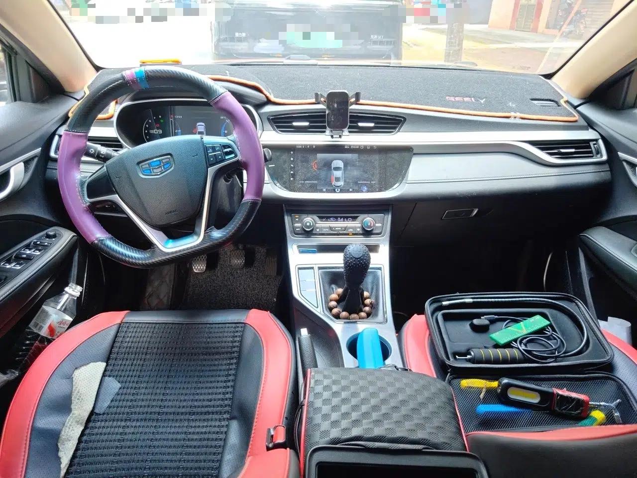 Geely Auto Emgrand 2018 1.5L Manual Upward Connect Edition — миниатюра 9