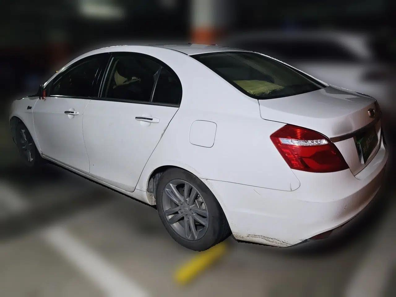 Geely Auto Emgrand 2017 Sedan Million Edition 1.5L CVT Upward Version — миниатюра 4
