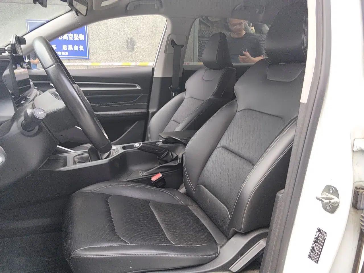 Geely Auto Emgrand 2023 4th Generation Champion Edition 1.5L Manual Luxury Model — миниатюра 15