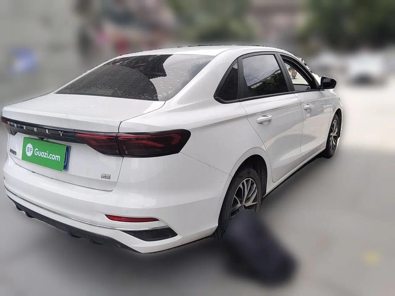 Geely Auto Emgrand 2023 4th Generation Champion Edition 1.5L Manual Luxury Model — миниатюра 6