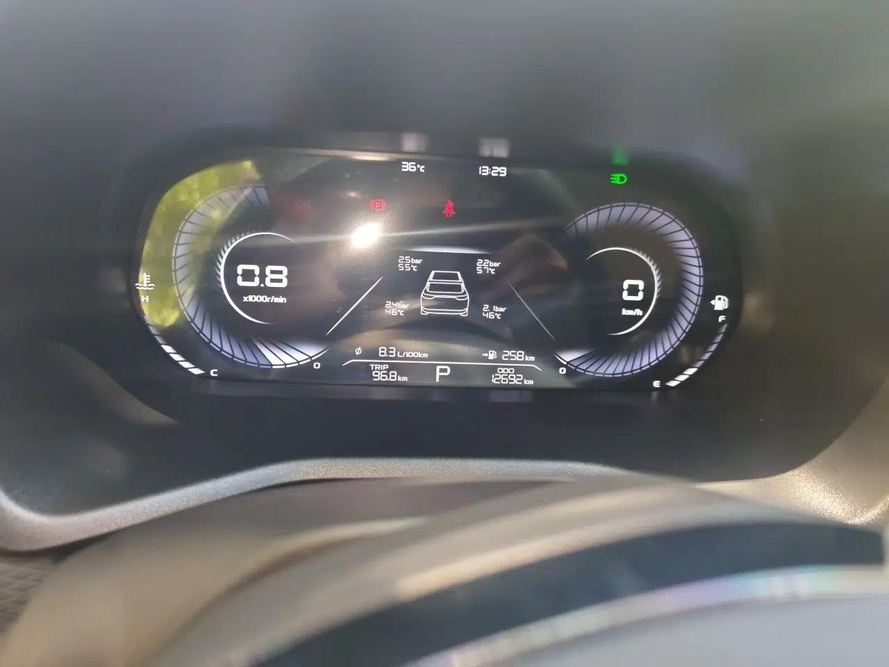 Geely Auto Emgrand 2022 4th Generation 1.5L CVT Luxury Model — миниатюра 11