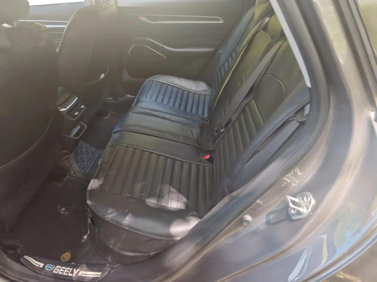 Geely Auto Emgrand 2022 4th Generation 1.5L CVT Luxury Model — миниатюра 17