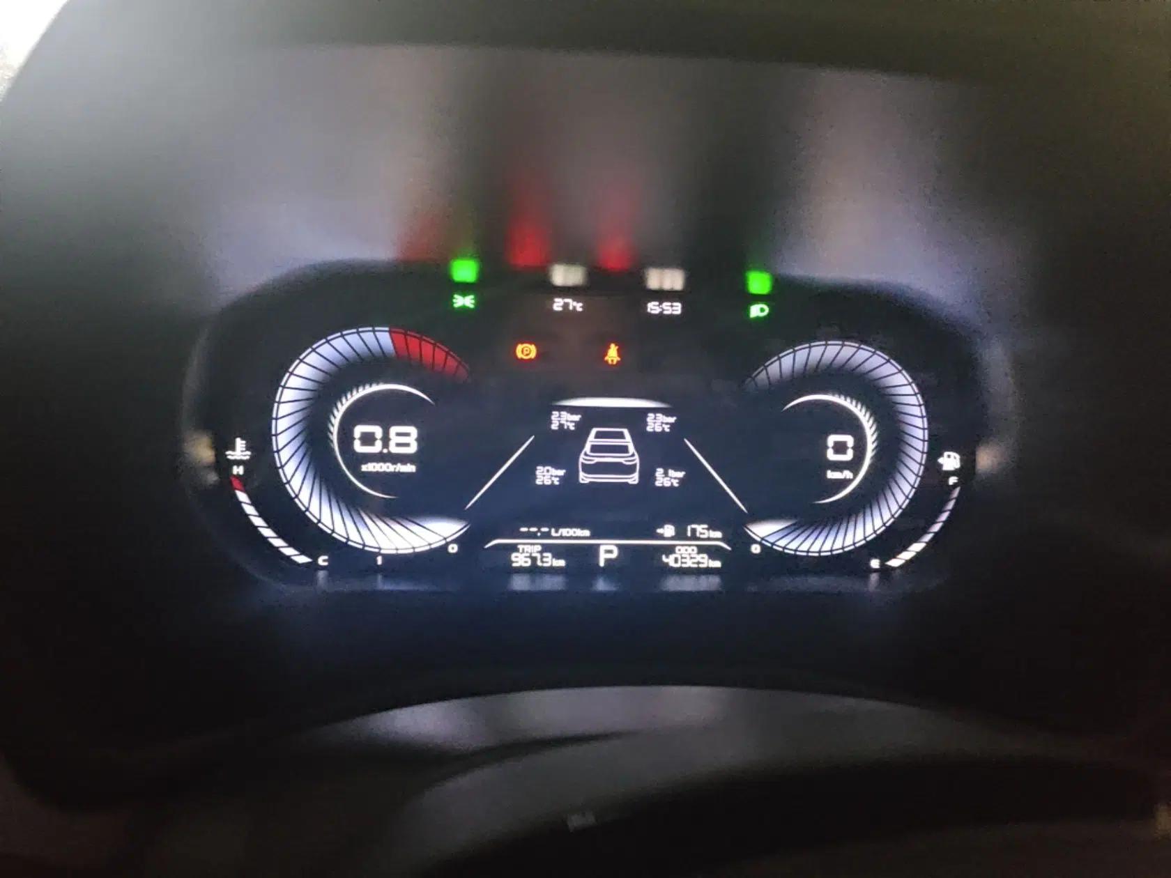Geely Auto Emgrand 2022 4th Generation 1.5L CVT Flagship Model — миниатюра 14