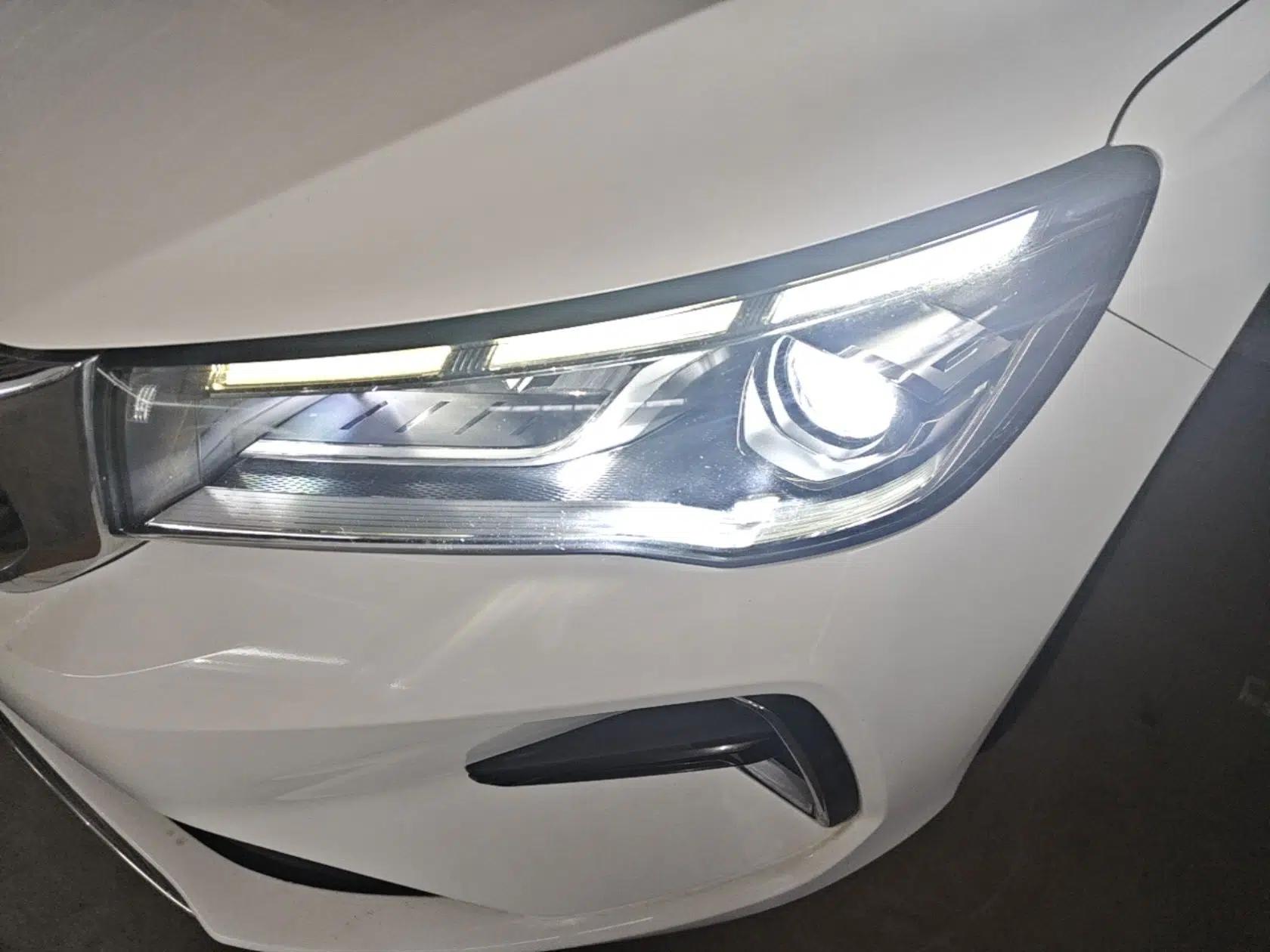 Geely Auto Emgrand 2022 4th Generation 1.5L CVT Flagship Model — миниатюра 8