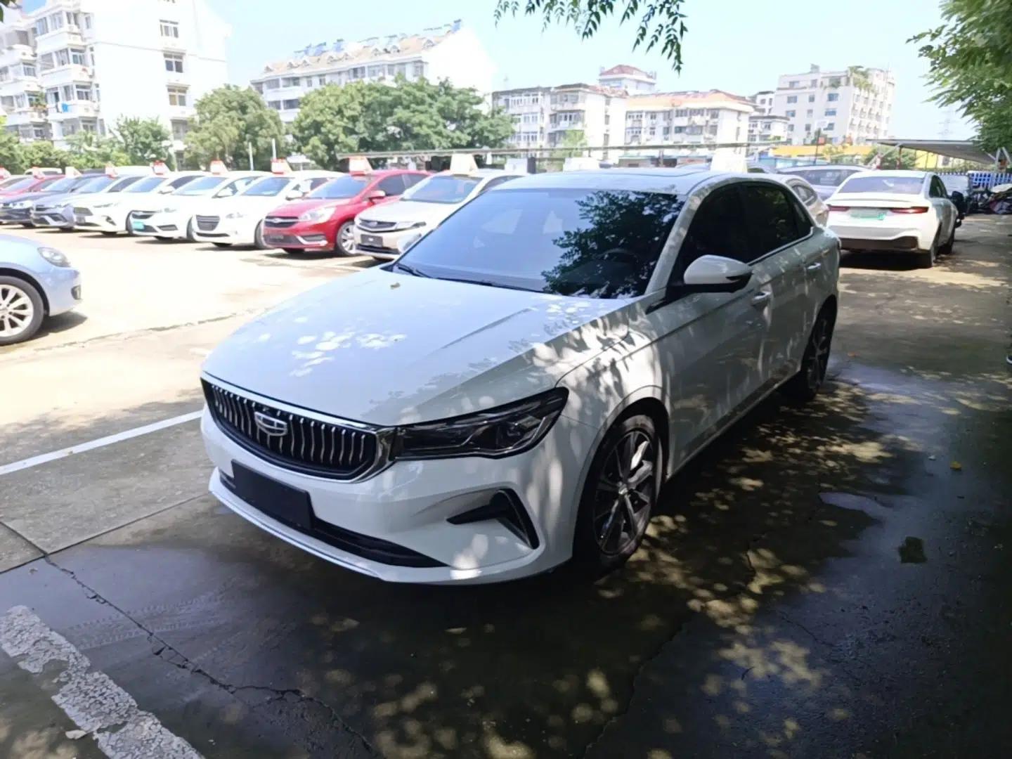 Geely Auto Emgrand 2023 4th Generation Champion Edition 1.5L CVT Prestige Model — миниатюра 1