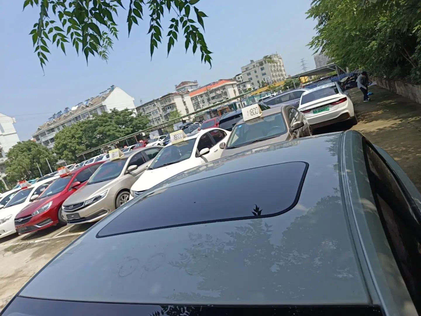 Geely Auto Emgrand 2023 4th Generation Champion Edition 1.5L CVT Prestige Model — миниатюра 7