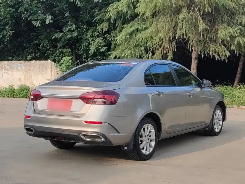 Geely Auto Emgrand 2020 1.5L Manual Luxury Model — миниатюра 7