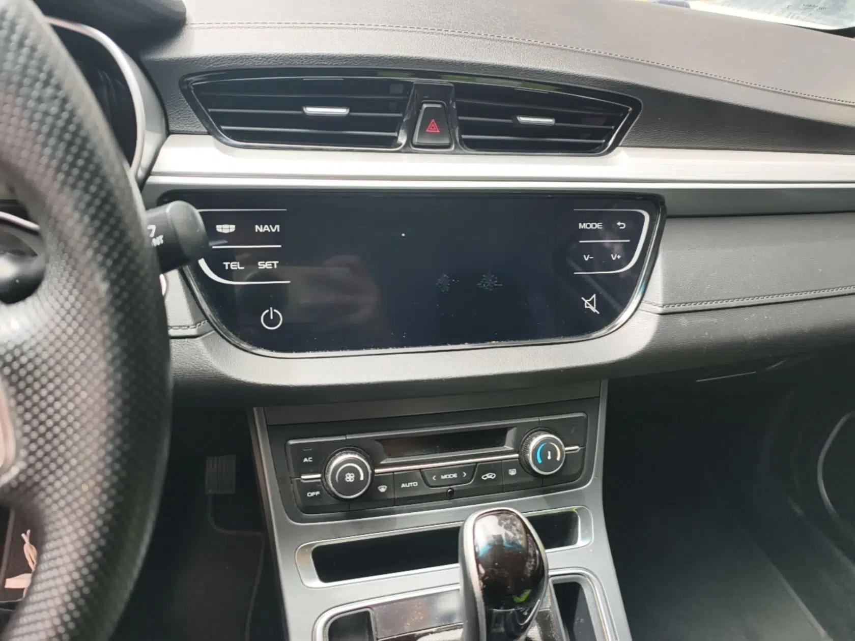 Geely Auto Emgrand 2018 1.5L CVT Upward Connect Edition — миниатюра 20