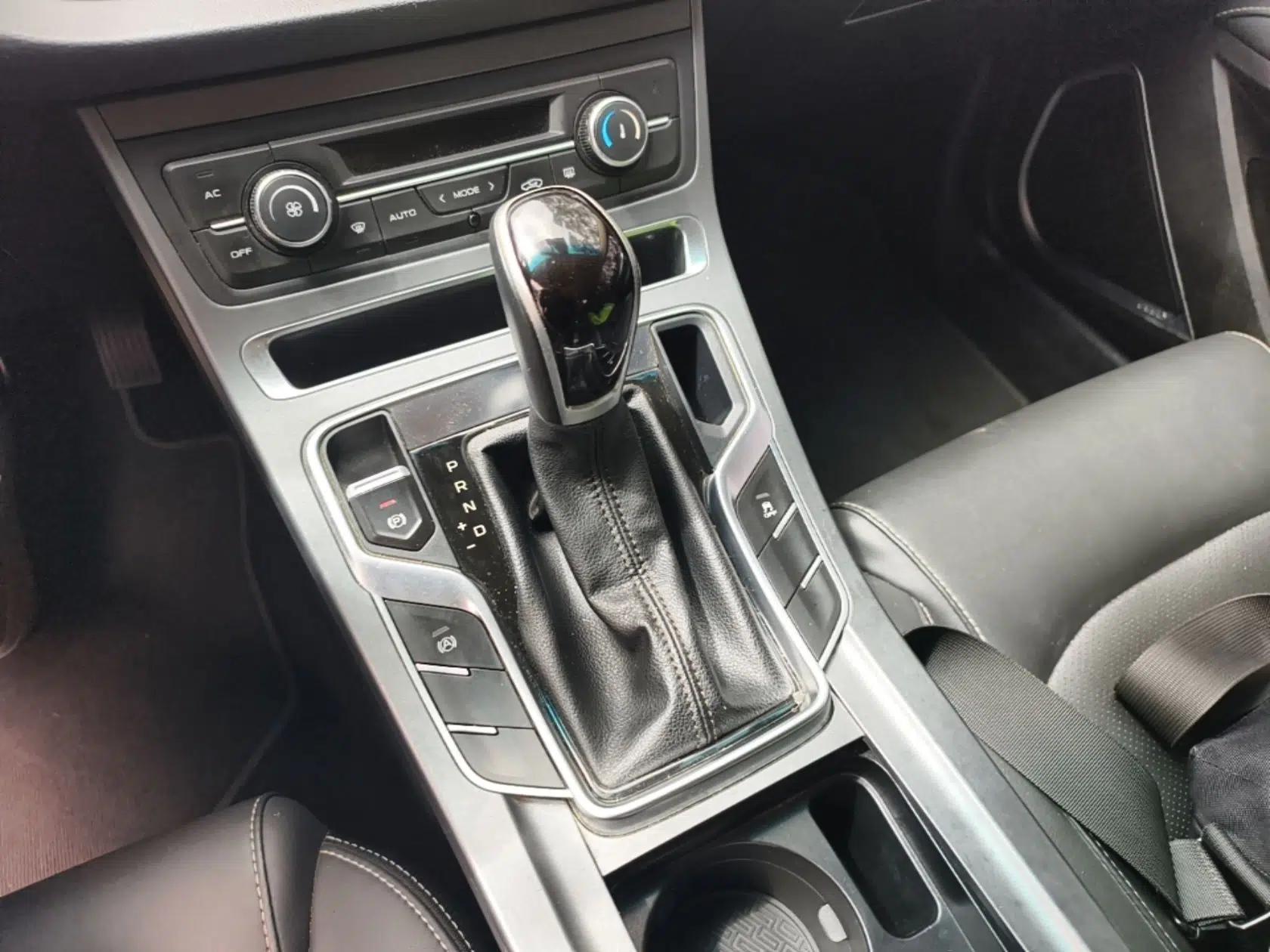Geely Auto Emgrand 2018 1.5L CVT Upward Connect Edition — миниатюра 21