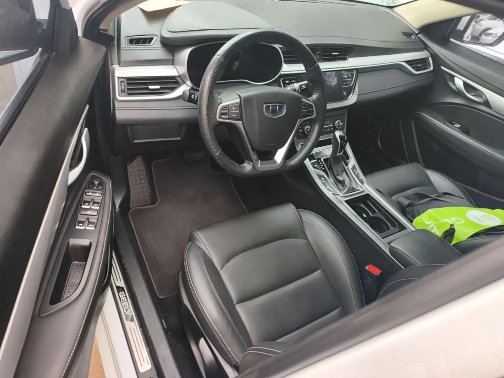 Geely Auto Emgrand 2018 1.5L CVT Upward Connect Edition — миниатюра 23