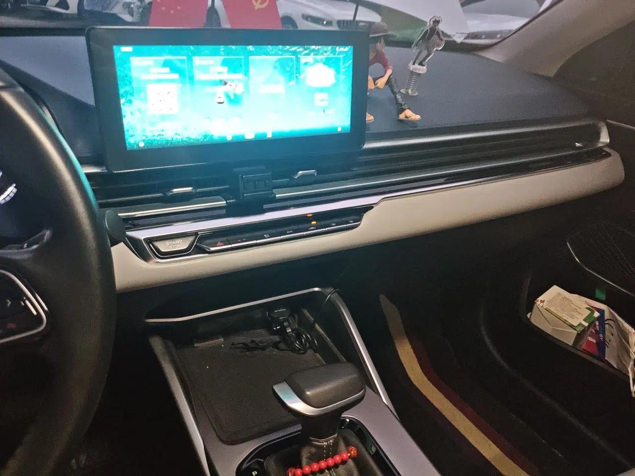 Geely Auto Emgrand 2022 4th Generation 1.5L CVT Flagship Model — миниатюра 13