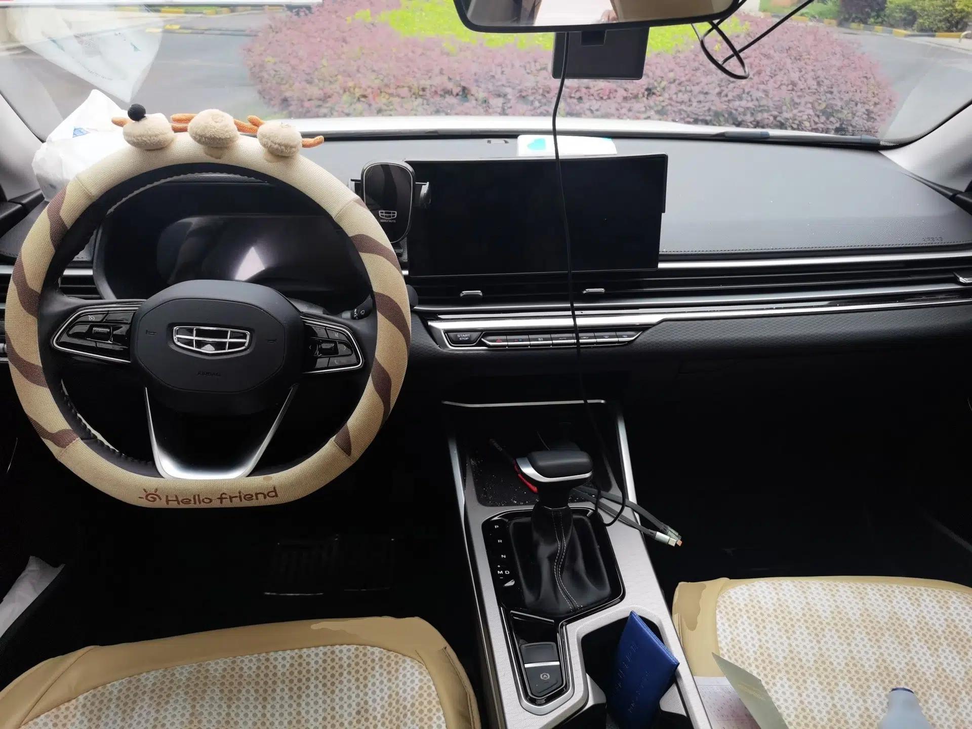 Geely Auto Emgrand 2023 4th Generation Champion Edition 1.5L CVT Luxury Model — миниатюра 6
