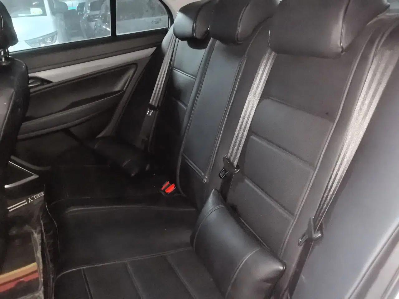 Geely Auto Emgrand 2021 UP 1.5L CVT Luxury Model — миниатюра 17