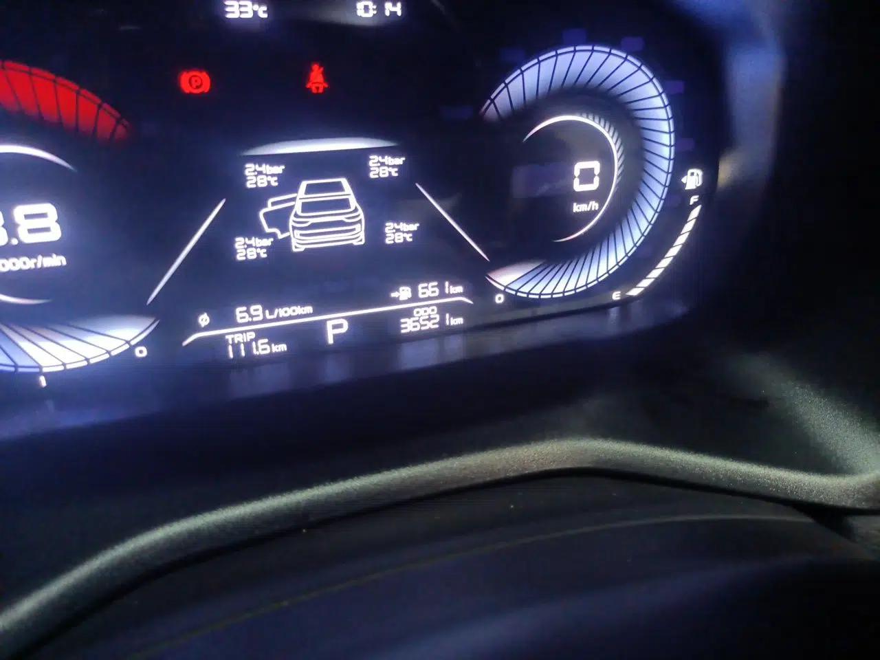Geely Auto Emgrand 2022 4th Generation 1.5L CVT Luxury Model — миниатюра 12