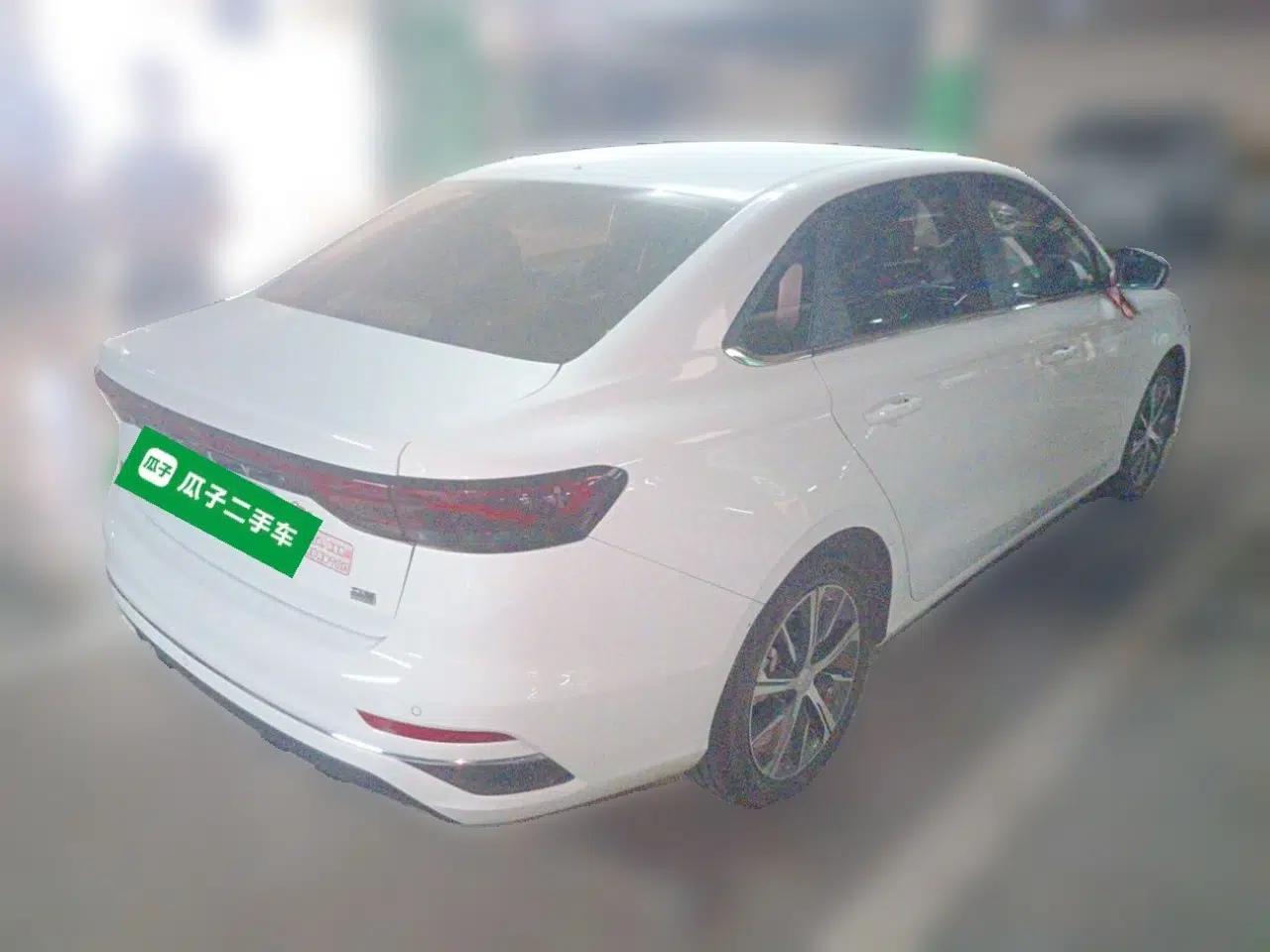 Geely Auto Emgrand 2022 4th Generation 1.5L CVT Luxury Model — миниатюра 6