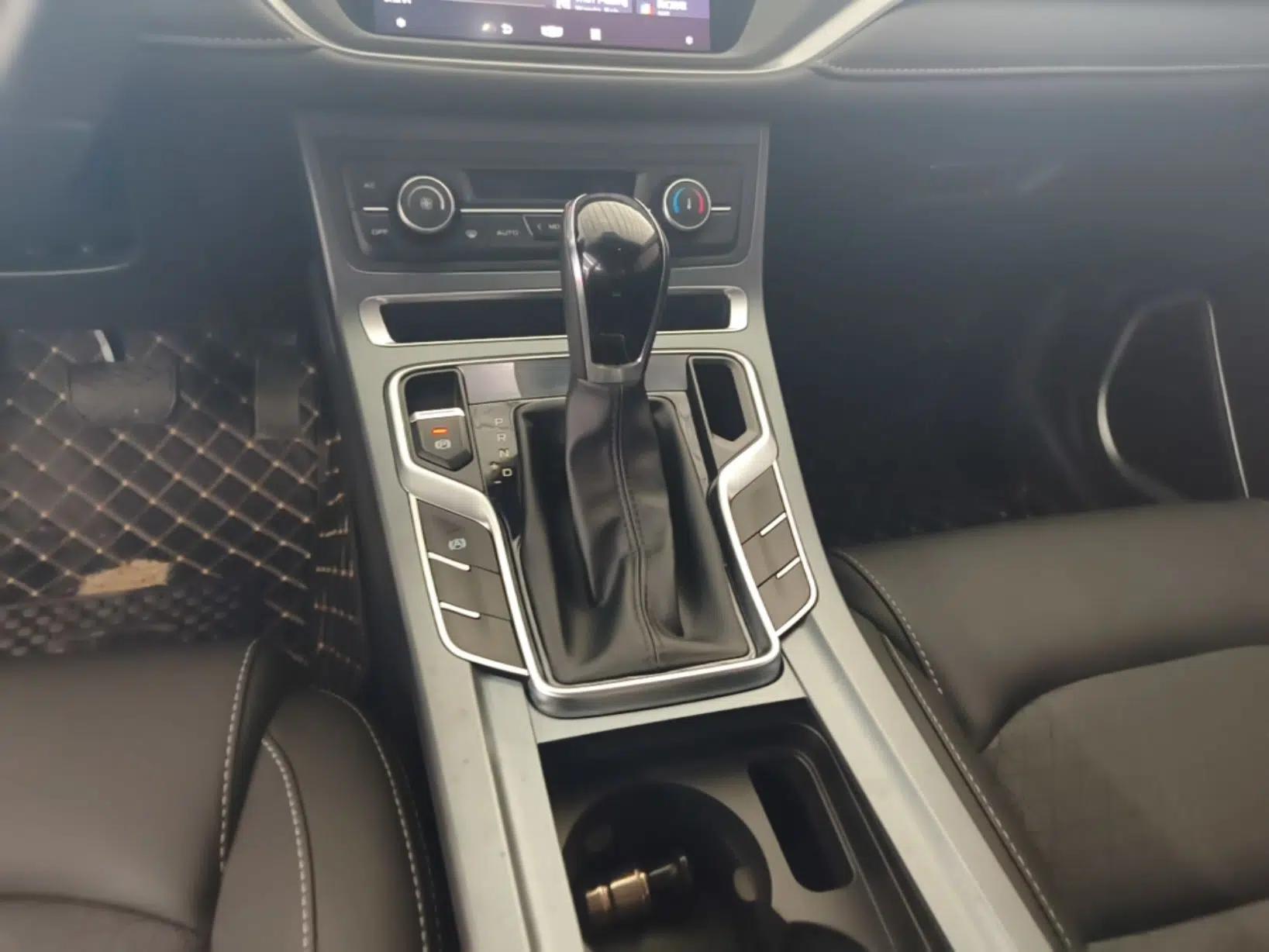 Geely Auto Emgrand 2021 UP 1.5L CVT Advanced Edition — миниатюра 16