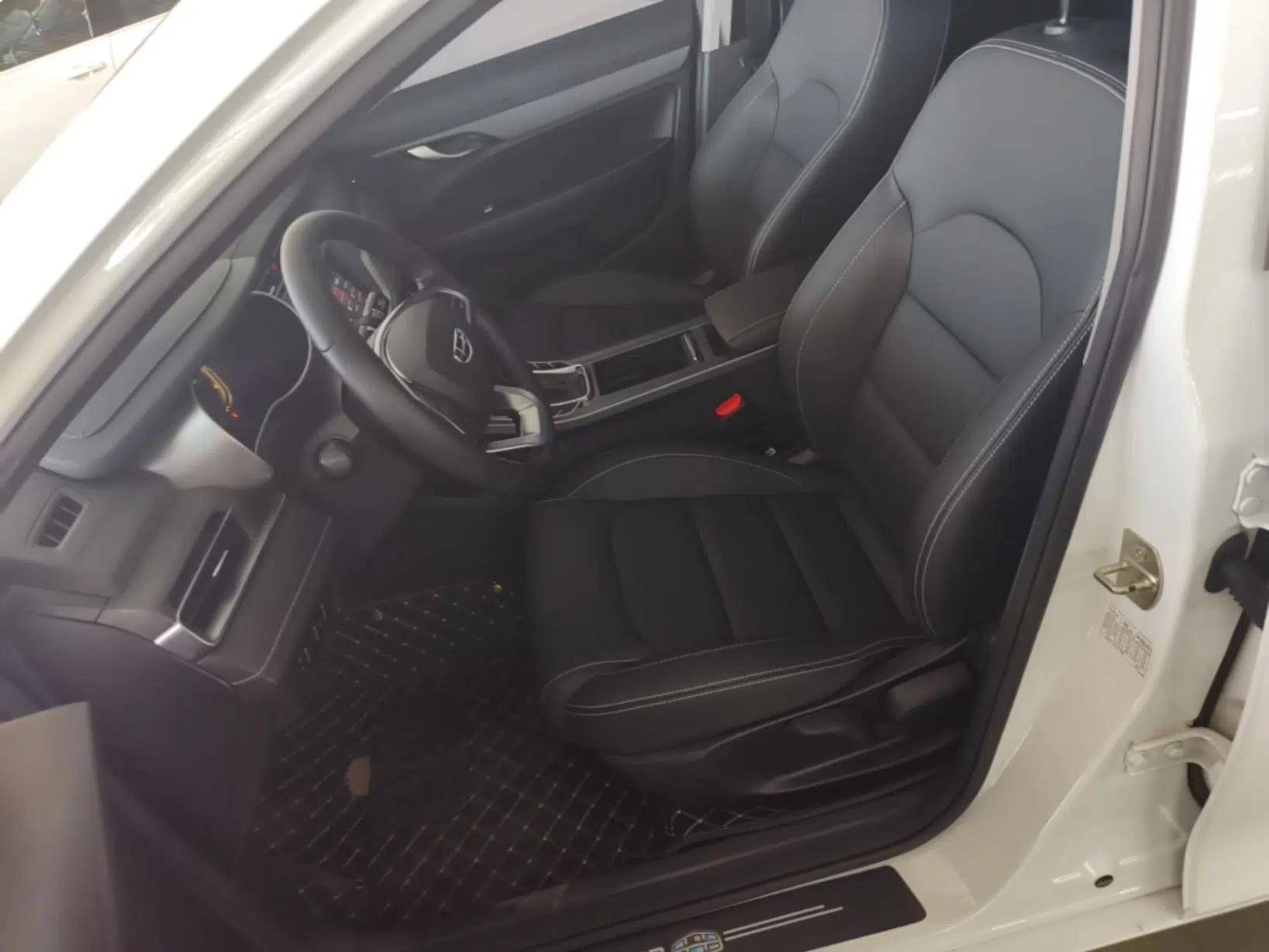 Geely Auto Emgrand 2021 UP 1.5L CVT Advanced Edition — миниатюра 17