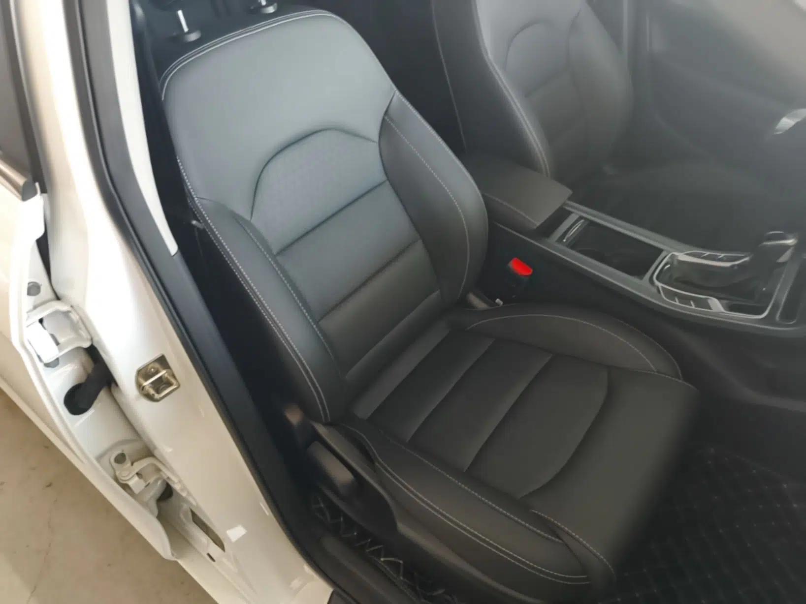Geely Auto Emgrand 2021 UP 1.5L CVT Advanced Edition — миниатюра 19