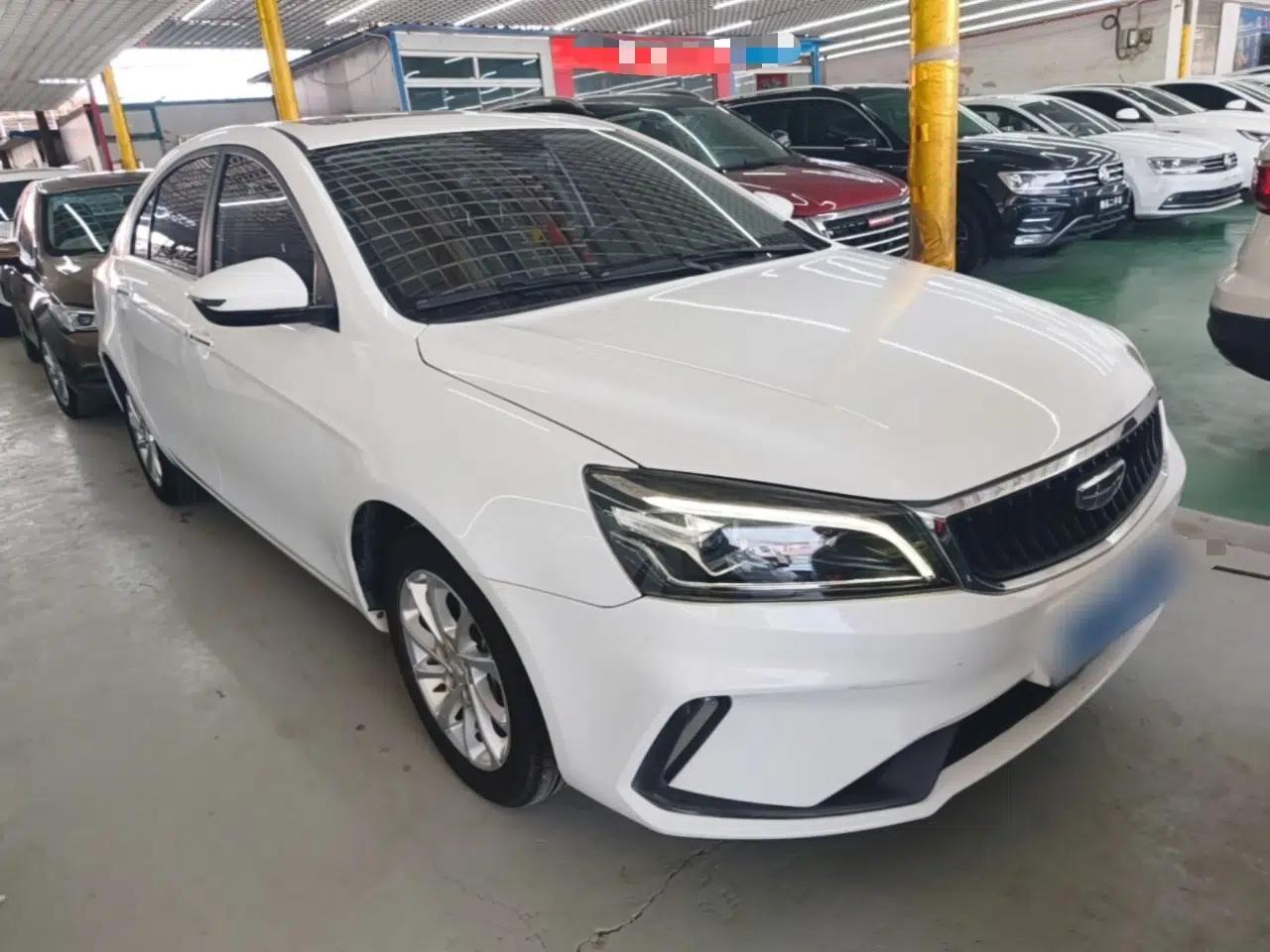 Geely Auto Emgrand 2021 UP 1.5L CVT Advanced Edition — миниатюра 3