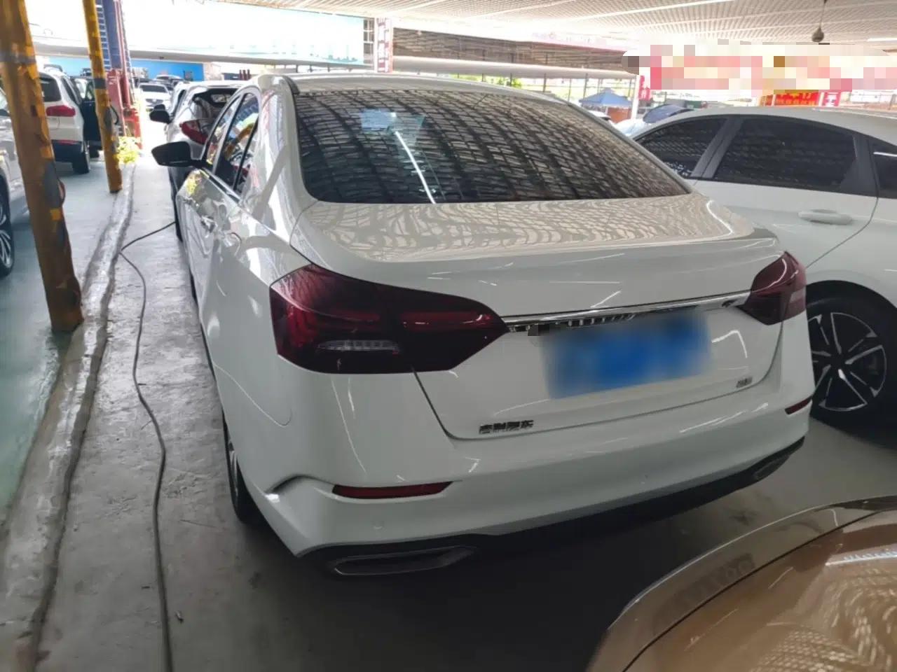 Geely Auto Emgrand 2021 UP 1.5L CVT Advanced Edition — миниатюра 5