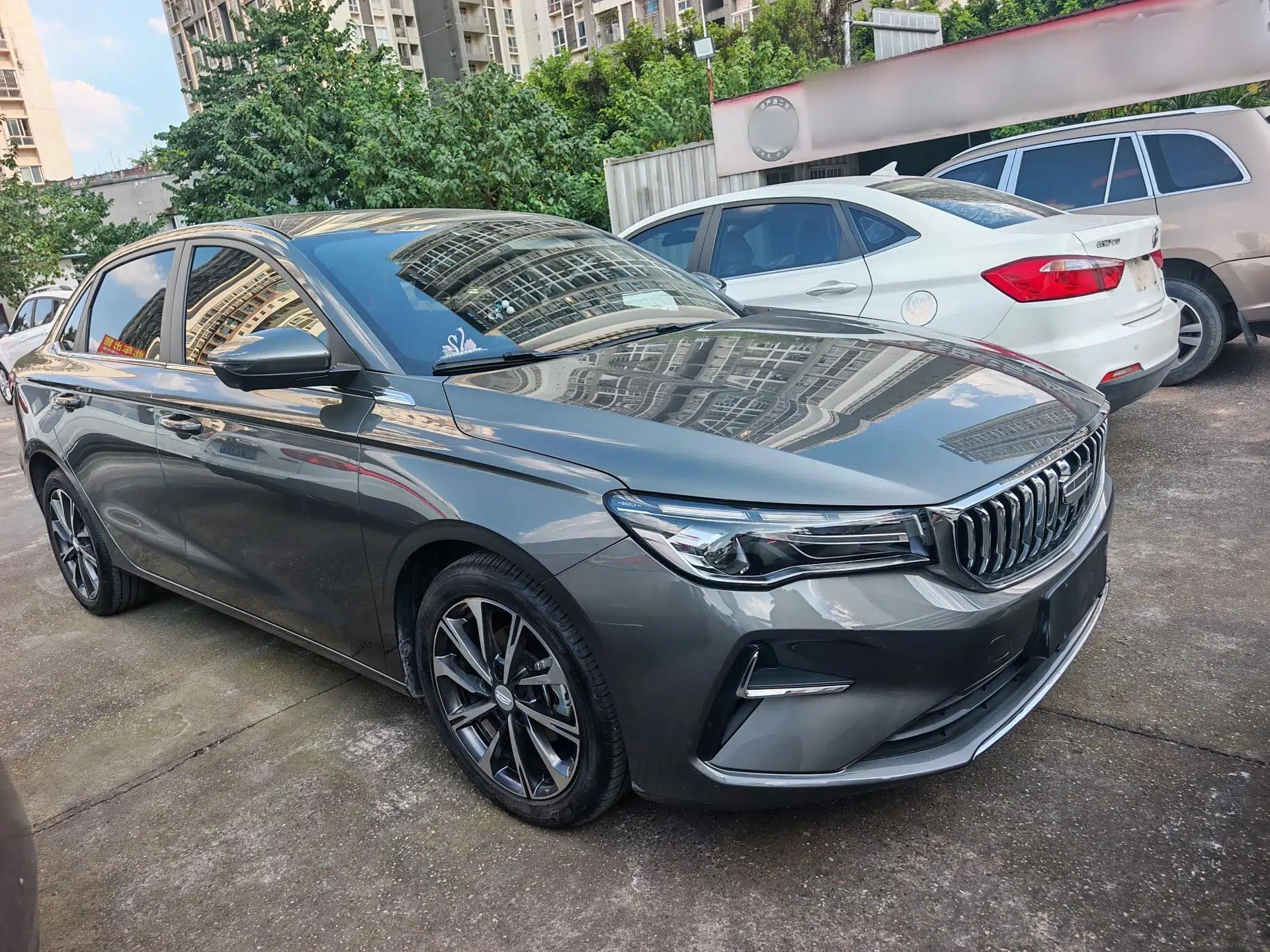 Geely Auto Emgrand 2025 4th Generation 1.5L CVT Luxury Version — миниатюра 7