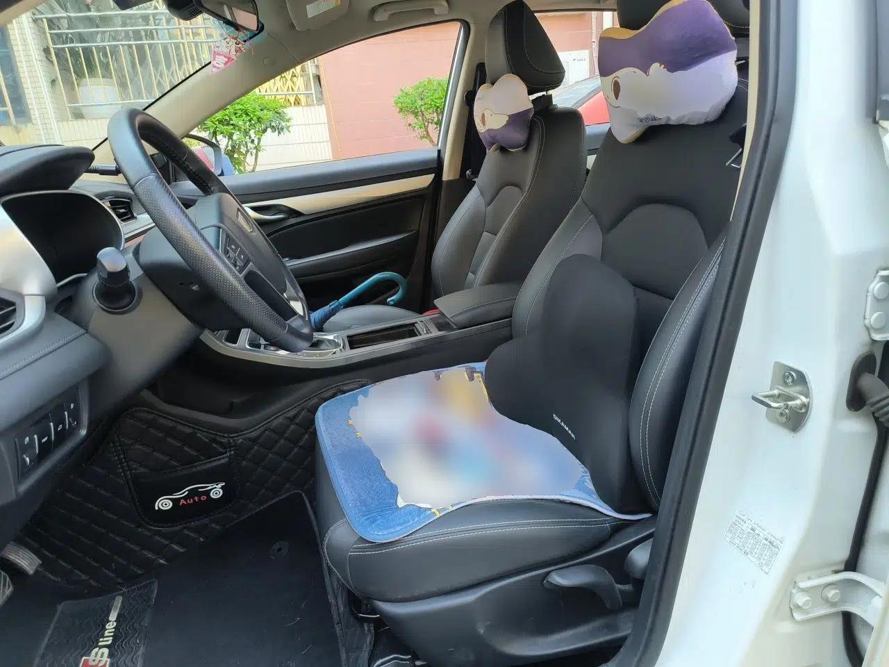 Geely Auto Emgrand 2018 1.5L CVT Upward Connect Edition — миниатюра 15