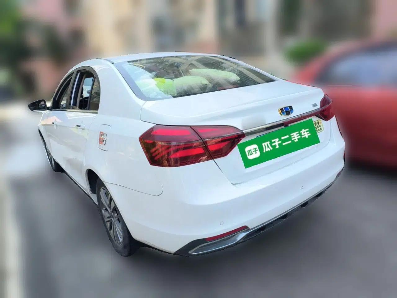 Geely Auto Emgrand 2018 1.5L CVT Upward Connect Edition — миниатюра 4